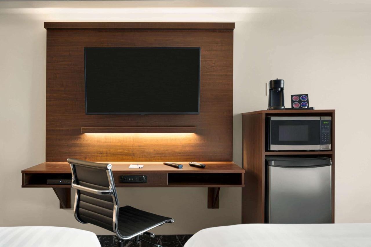 Microtel Inn & Suites By Wyndham 앤티고니시 외부 사진